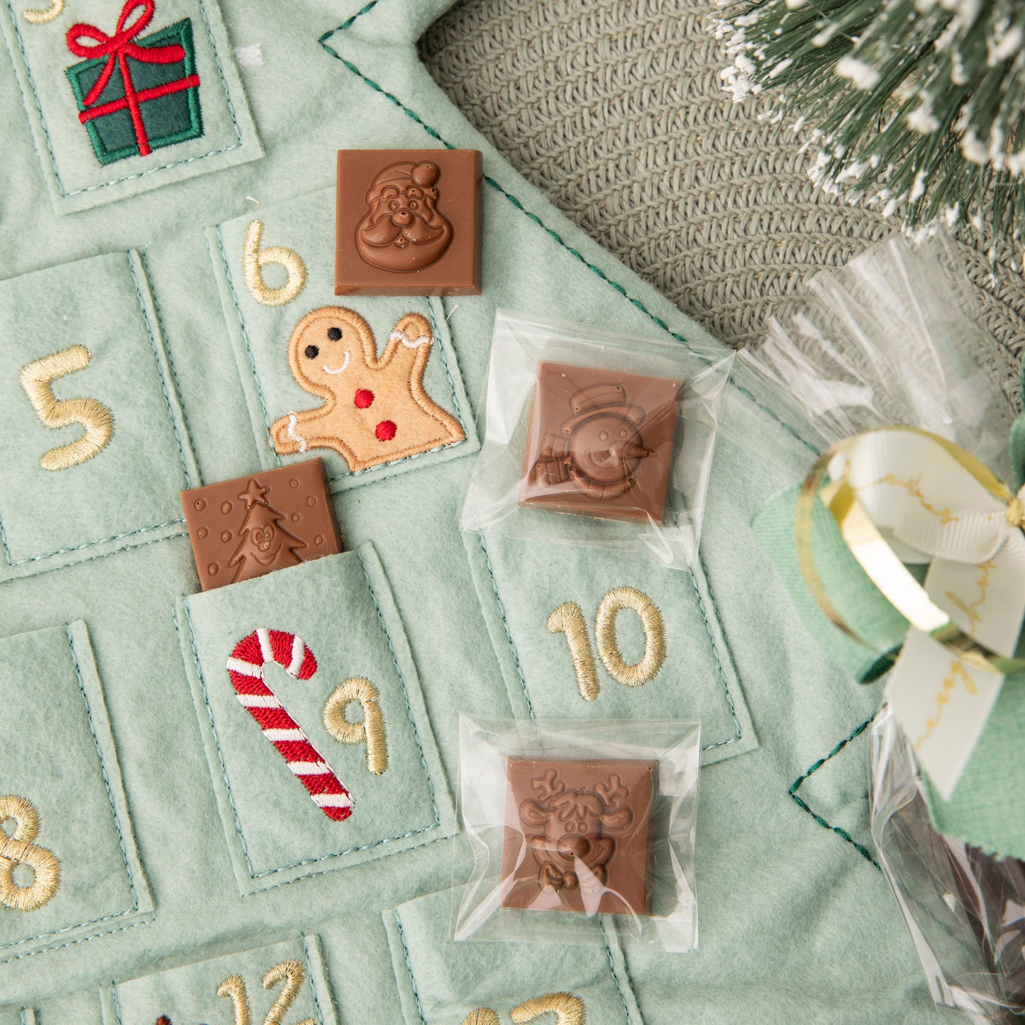 Advent Novelties 24pk