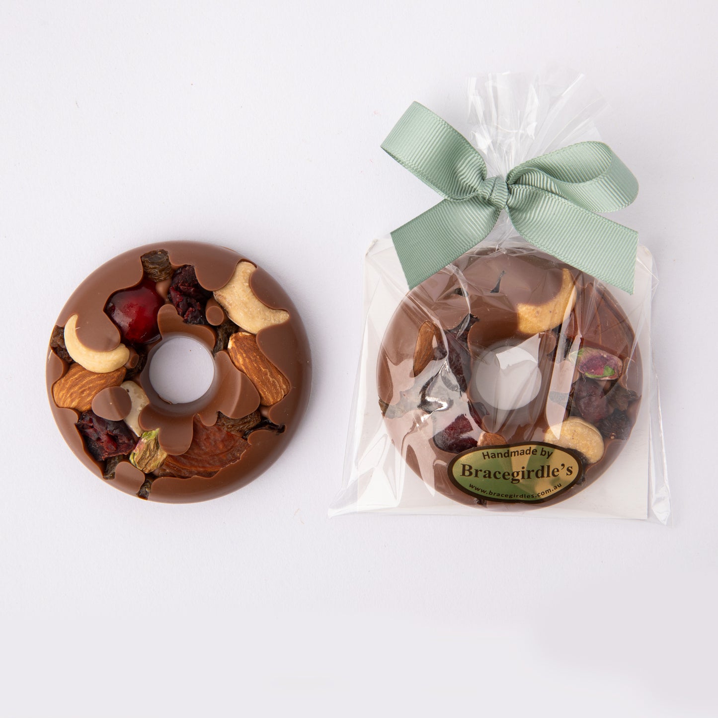 Mini Fruit and Nut Wreath - Milk Chocolate